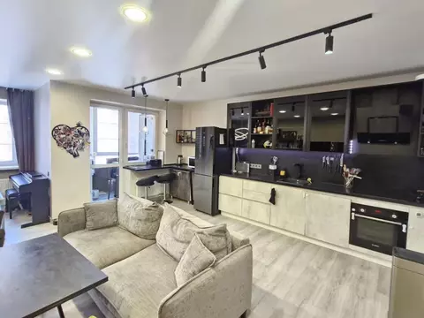 3-к кв. Московская область, Королев Пионерская ул., 13к1 (90.3 м)