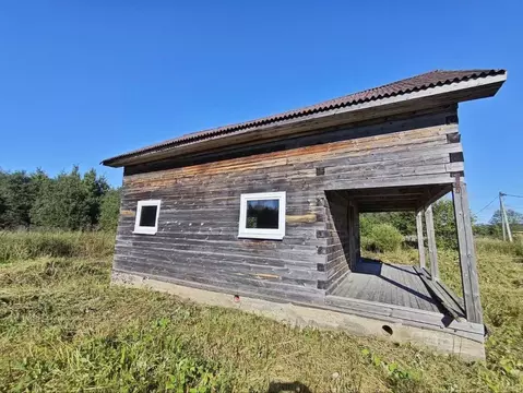 Дом в Ленинградская область, Волховский район, Колчановское с/пос, д. ...