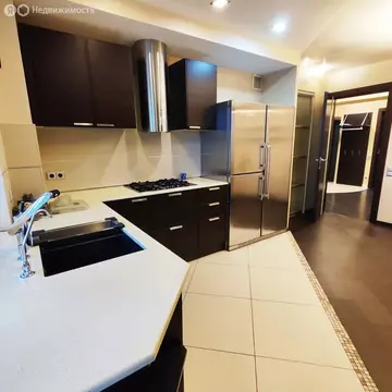 3-комнатная квартира: Ярославль, 2-я Мельничная улица, 38 (112.4 м)