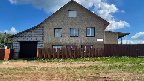 Дом в Башкортостан, Бирский район, Бахтыбаевский сельсовет, с. ...