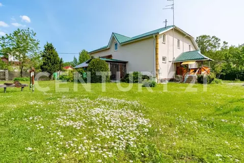 Дом в Ленинградская область, Гатчинский муниципальный округ, д. ...