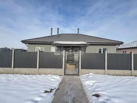 Дом в Самарская область, Ставропольский район, с. Подстепки пер. 2-й ...