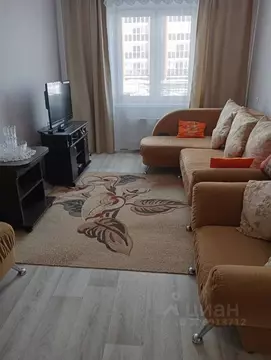 1-к кв. Курганская область, Курган Заозерный жилрайон, 8-й мкр, 5 ...