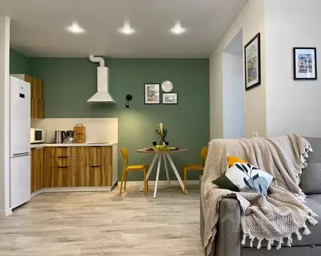 Студия Омская область, Омск ул. 3-я Енисейская, 28/1 (35.0 м)