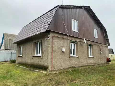 Дом в Брянская область, Жуковский муниципальный округ, д. Мосток ул. ...