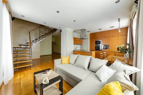 4-к кв. Санкт-Петербург ул. Графтио, 3 (158.0 м)