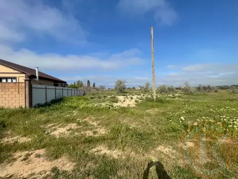 Участок в Крым, Евпатория городской округ, Заозерное пгт ул. Чкалова, ...