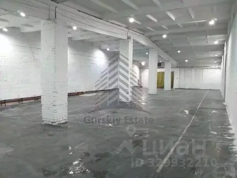 Помещение свободного назначения в Красноярский край, Красноярск ул. ...