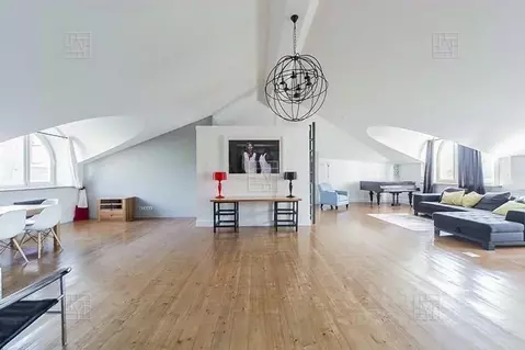 3-к кв. Москва Малый Козловский пер., 8 (165.0 м)