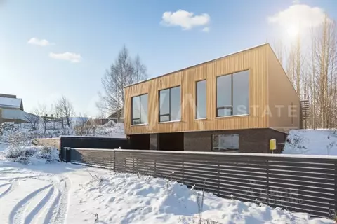 Дом в Ленинградская область, Всеволожский район, Колтушское городское ...