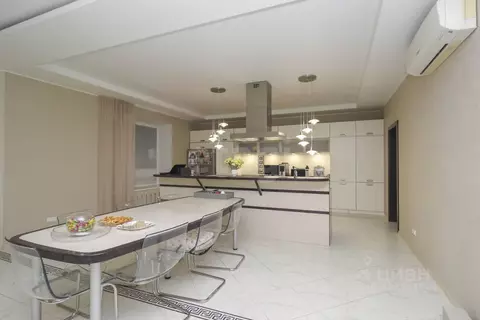 Таунхаус в Омская область, Омск Юго-Западная ул. (431 м)