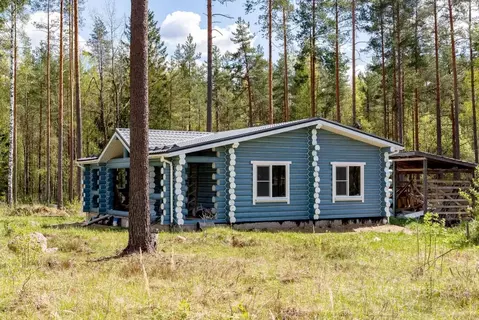 Дом в Ленинградская область, Выборгский район, Рощинское городское ...