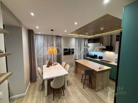 3-к кв. Тюменская область, Тюмень ул. Федюнинского, 30к7 (86.2 м)