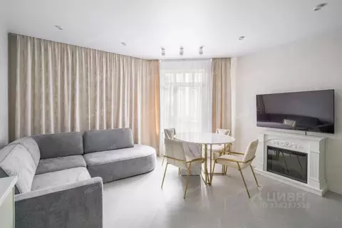 2-к кв. Санкт-Петербург 11-я Васильевского острова линия, 56 (66.0 м)