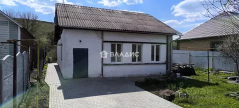 Дом в Белгородская область, Белгородский район, Пушкарское с/пос, с. ...