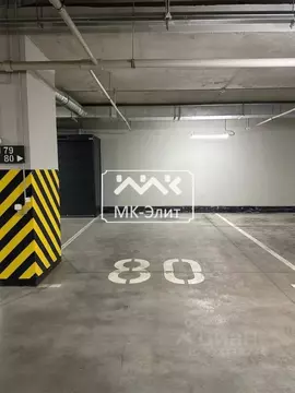 Гараж в Санкт-Петербург Петровский просп., 26к2 (22 м)