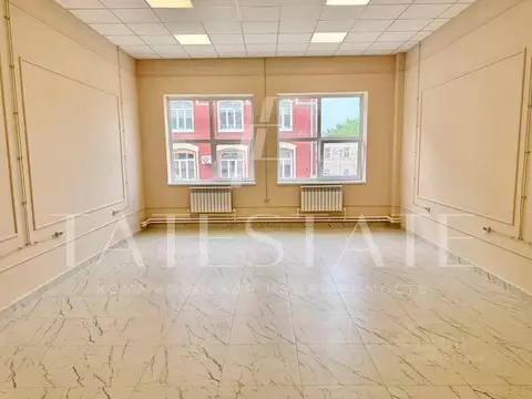 Помещение свободного назначения в Татарстан, Казань ул. Братьев ...