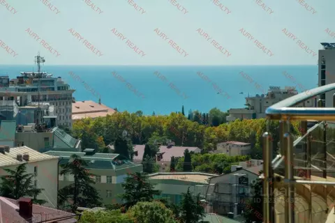 2-к кв. Краснодарский край, Сочи Красная ул., 2 (70.0 м)