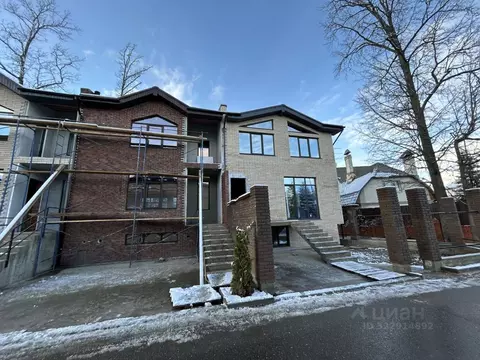 Таунхаус в Москва пос. Газопровод, ул. 2-я Лесные Поляны, 2А (180 м)