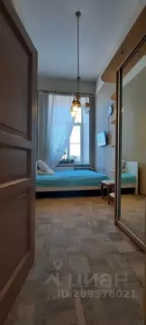 Комната Санкт-Петербург 6-я Васильевского острова линия, 1/25