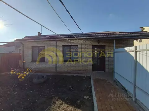 Дом в Краснодарский край, Темрюкский район, пос. Сенной Зеленая ул. ...