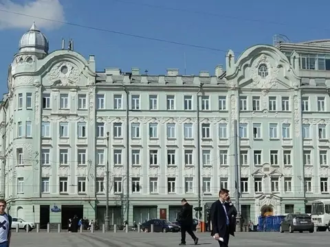 Торговая площадь в Москва ул. Воздвиженка, 4/7С1 (126 м)