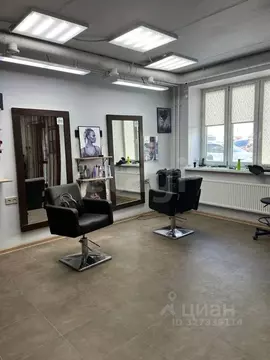 Помещение свободного назначения в Тюменская область, Тюмень ул. ...