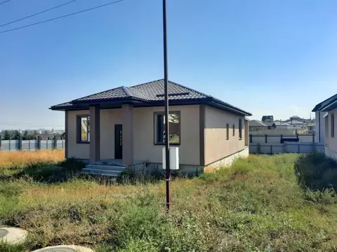 Дом в Крым, Симферопольский район, с. Мирное  (142 м)