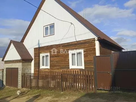 Дом в Бурятия, Иволгинский район, Сотниковское с/пос, с. Сотниково ул. ...