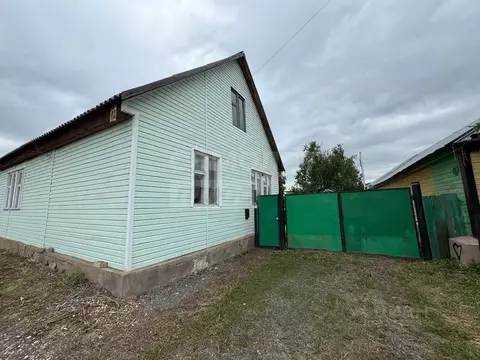 Дом в Оренбургская область, пос. Новосергиевка пер. Комсомольский, 42 ...