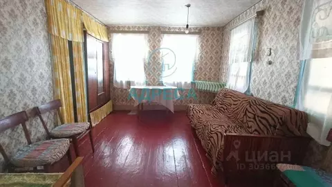 Дом в Белгородская область, Чернянский район, Прилепенское с/пос, с. ...