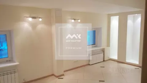 Офис в Санкт-Петербург Оренбургская ул., 2 (125 м)