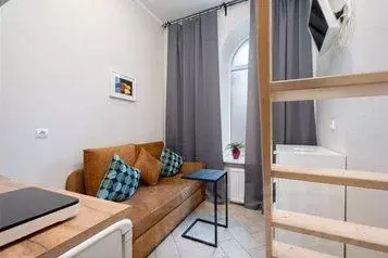 1-к кв. Санкт-Петербург 4-я Васильевского острова линия, 19 (13.0 м)