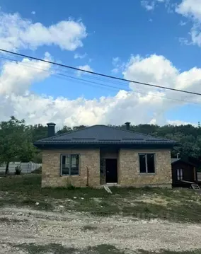 Дом в Крым, Симферопольский район, Перовское с/пос, Лесное ТСН ул. ...