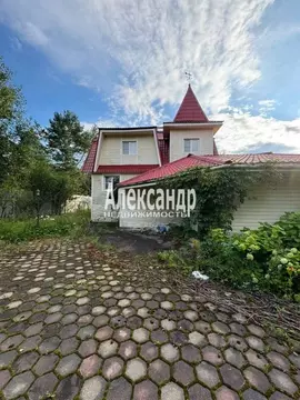 Дом в Ленинградская область, Лужский район, Торковичское с/пос, д. ...