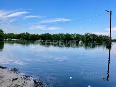 Участок в Тюменская область, Тюменский муниципальный округ, с. ...