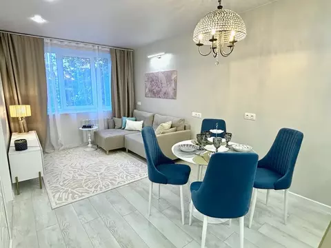 2-к кв. Санкт-Петербург Комендантский просп., 35К1 (56.0 м)