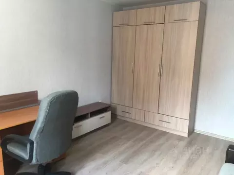 3-к кв. Санкт-Петербург пос. Шушары, ул. Окуловская, 13 (66.7 м)