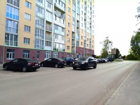 Торговая площадь в Саратовская область, Энгельс просп. Фридриха ...