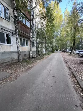 2-к кв. Коми, Сыктывкар Октябрьский просп., 70 (42.4 м)