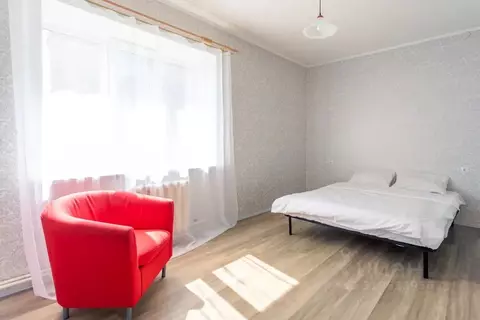 2-к кв. Башкортостан, Уфа пос. Аэропорт, ул. Строителей, 15 (60.0 м)