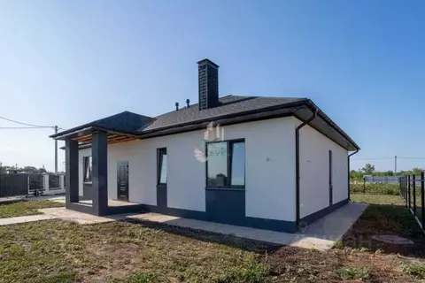 Дом в Саратовская область, Энгельсский район, Новопушкинское ...