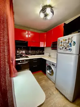 3-к кв. Удмуртия, Ижевск ул. 40 лет Победы, 56 (54.7 м)