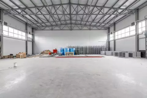 Склад в Тюменская область, Тюмень Народная ул., 1 (1265 м)