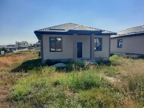 Дом в Крым, Симферопольский район, с. Мирное  (142 м)