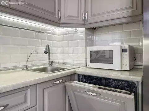 1-комнатная квартира: Тюмень, Харьковская улица, 72Б (42 м)