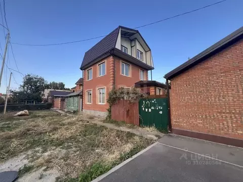 Дом в Ростовская область, Ростов-на-Дону Школьная ул. (120 м)