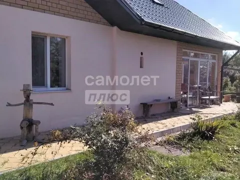 Коттедж в Саратовская область, Энгельсский район, с. Красный Яр ул. ...