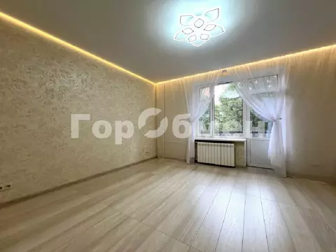 Продается комната в 3-комнатной квартире