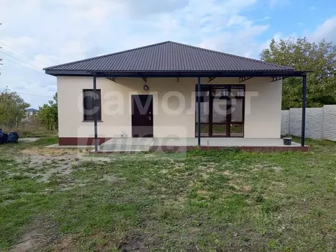 Дом в Крым, Симферопольский район, Трудовское с/пос, с. Денисовка ул. ...